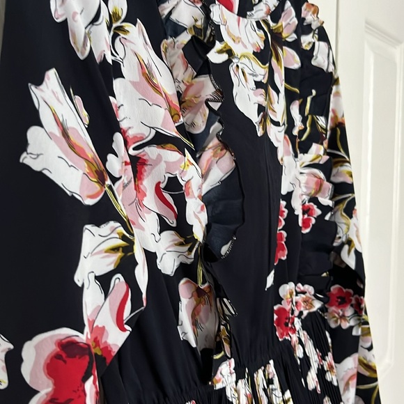 LuLu’s midi ruffled pleated long sleeve dress - Picture 8 of 13